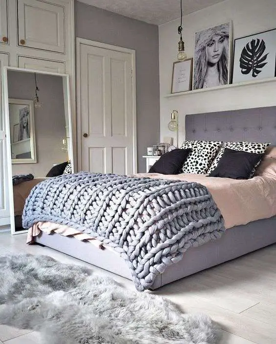 Chunky Knit Throw for Bedroom