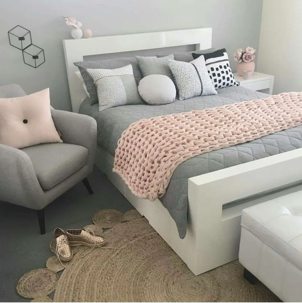 grey bedroom ideas with pink