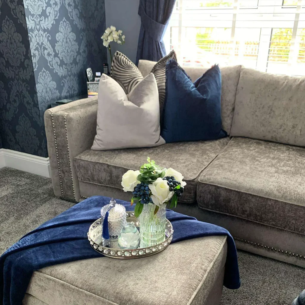 Living room ideas with grey sofa